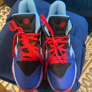 Harden Basketball Sneaker